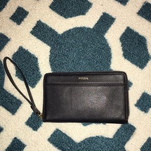 Fossils wristlet